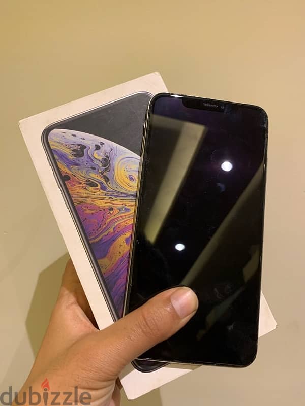 Xs max 256gb خطيين فعليين بالعلبة 1