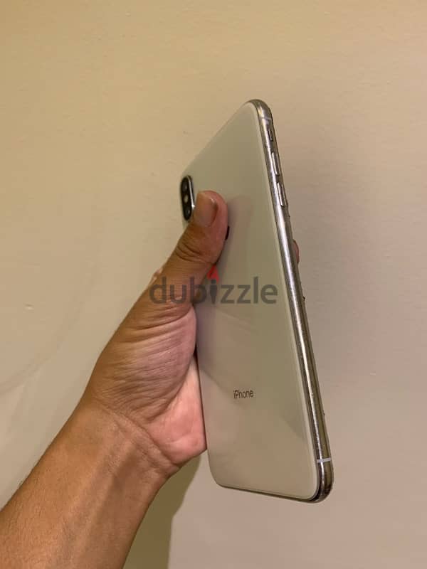 Xs max 256gb خطيين فعليين بالعلبة 9