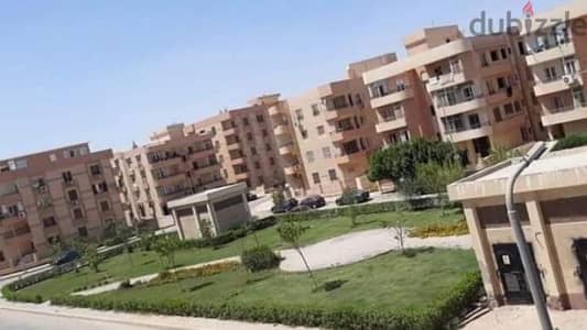 للبيع  خلف مول العرب  محور  جمال عبدالناصر  مقابل الحى السابع والتامن