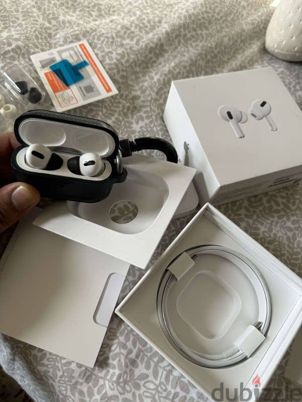 Apple AirPods Pro Wireless Earbuds, 1