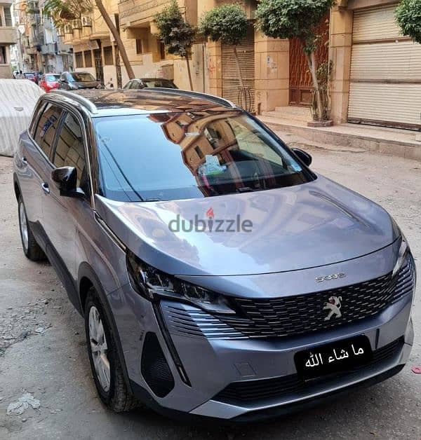 Peugeot 5008 2021 بدون فتحة سقف 1