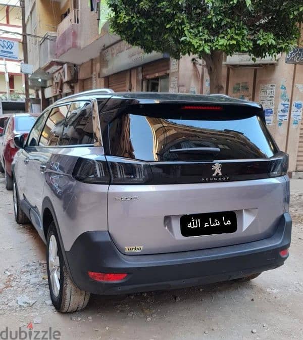 Peugeot 5008 2021 بدون فتحة سقف 3