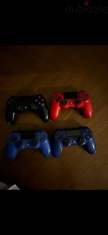 Ps4 500gb + 4 original controllers + 1 tb external drive + 5 games 2