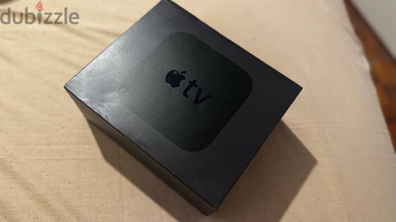 Apple TV - 32GB - Model A1625 - Black Edition 4