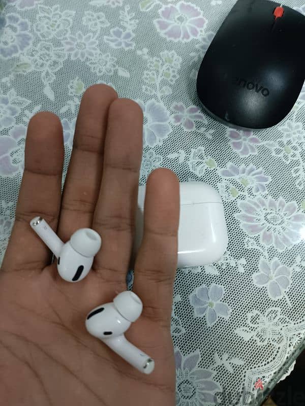 airpods pro gen1 4