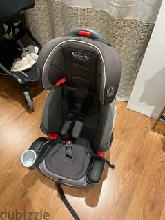 Graco car seat till 8 years . light 0