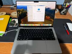 Macbook pro m1 14 inch 16gb ram 1tb storage  ماك بوك برو ١٤ انش 0