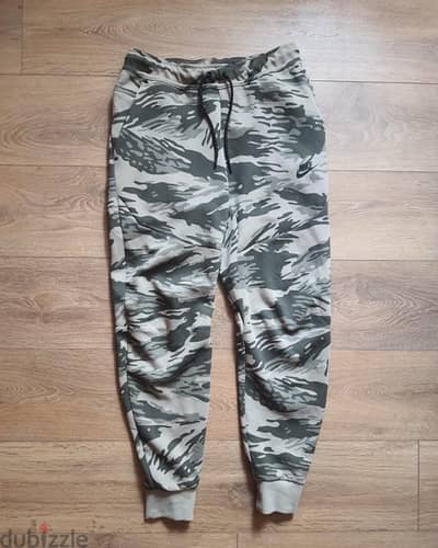 Nike camo tech fleece original