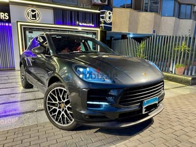 Porsche macan 2020