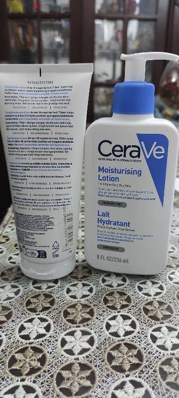 Cera Ve Moisturizing lotion and moisturizing cream 1