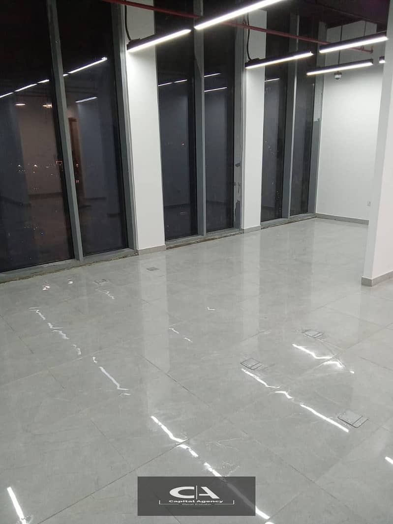 fully finished admin office 151m with Ac's for sale in cfc - New Cairo 2