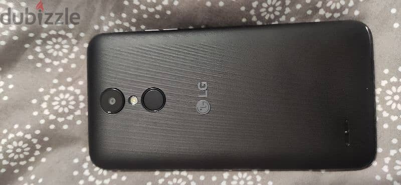 للبيع موبايل LG موديل K4 بالعلبة وكل مشتملاته والشاحن والوصلة وكله 7