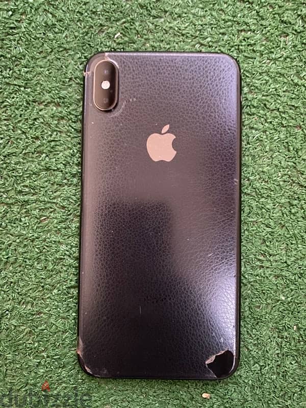 iPhone xs max 4