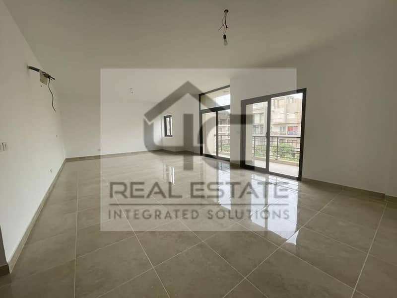 Finished penthouse with kitchen, immediate delivery, for sale in Fifth Settlement 7