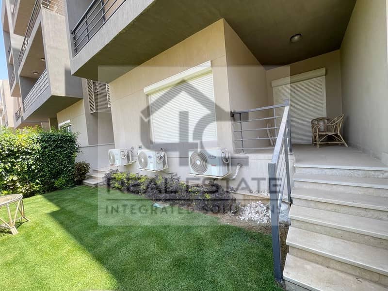 Apartment with immediate receipt, 160 + 121 m garden, price including maintenance and garage, in Fifth Settlement 2