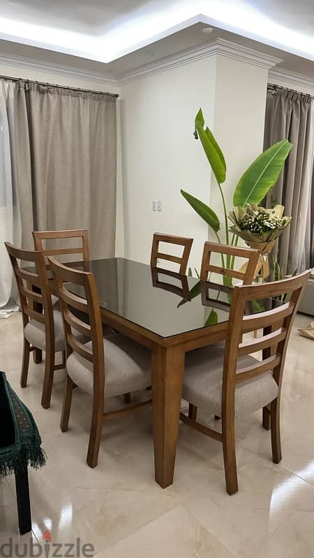 6 dining chairs 180*90cm 0