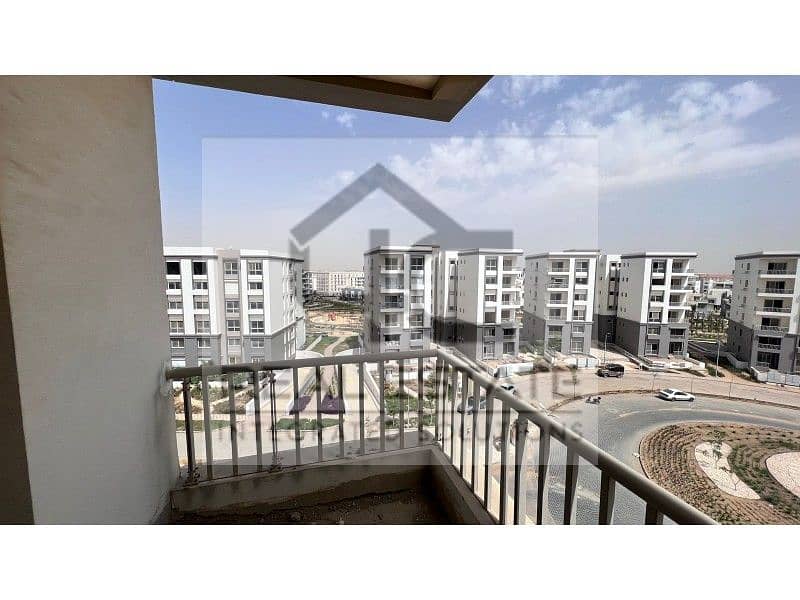 Apartment for sale in installments in Hyde Park, Fifth Settlement, 123 m 2