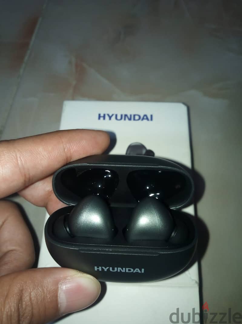 HYUNDAI LP5 Wireless Bluetooth Earphones 4