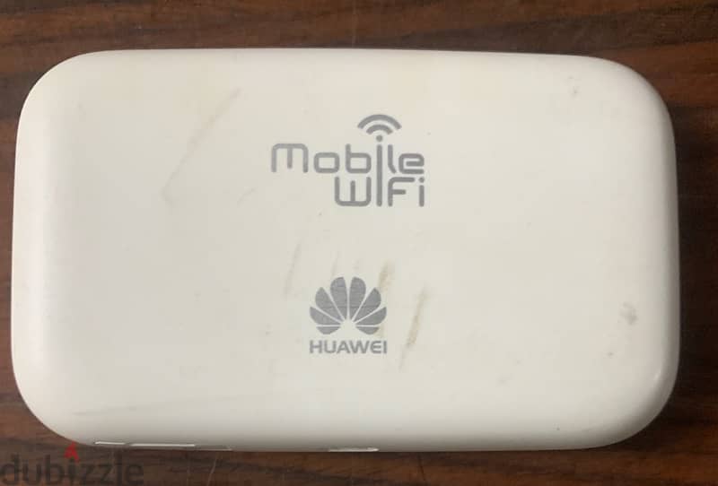 روتر نت ( mobile wifi HUAWEI ) يعمل بشريحة نت حالته ممتازة 4