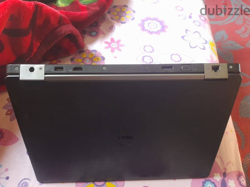 Dell Latitude E5570 4