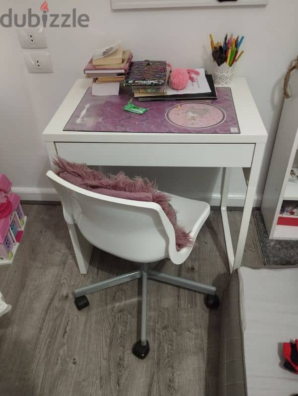 Ikea MICKE Desk + CHAIR SEAT 1