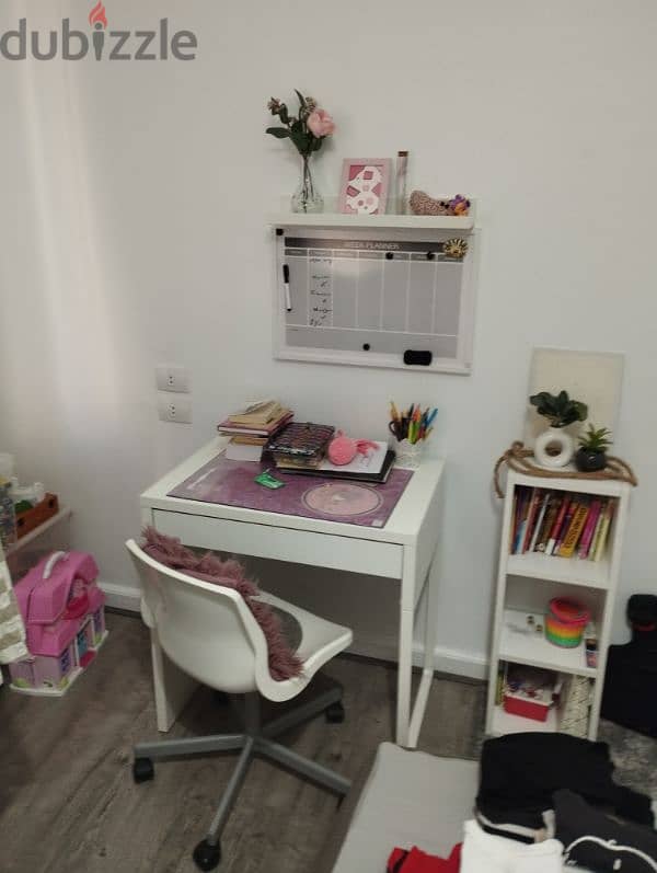 Ikea MICKE Desk + CHAIR SEAT 2