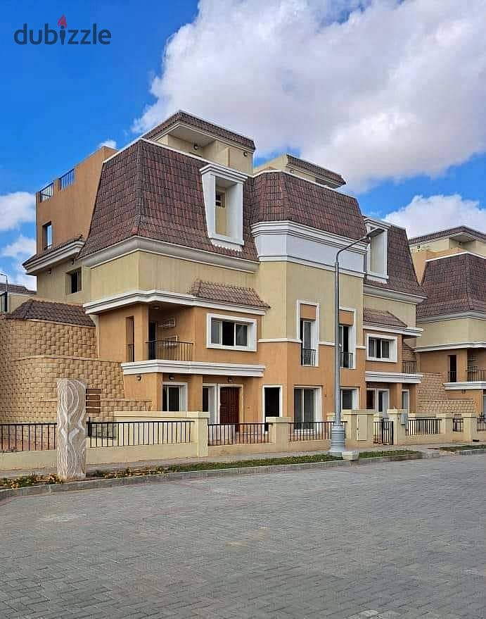 For sale townhouse 259m 3 floors prime location in The Butterfly Compound - New Cairo 5