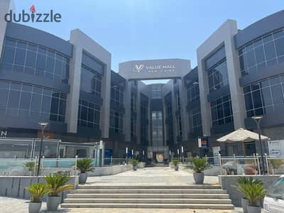 Shop for sale in Fifth Settlement, in the largest commercial mall in front of La Vista Compound, immediate receipt and installments