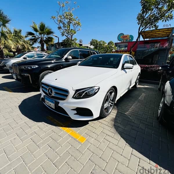 Mercedes-Benz E180 AMG 2019 1