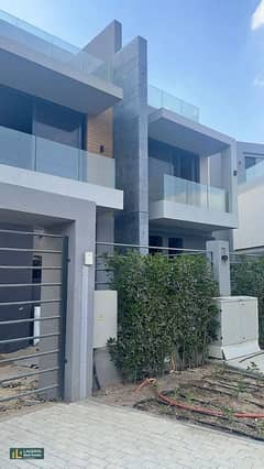 Villa for immediate delivery in La Vista Patio Caza with the lowest down payment and the best installment system, directly in front of Madinaty and cl 0