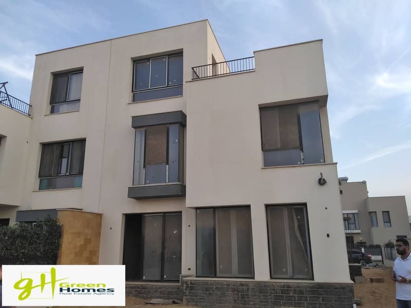 Town House Corner For Sale Villette Sodic ( Hot Price ) 0