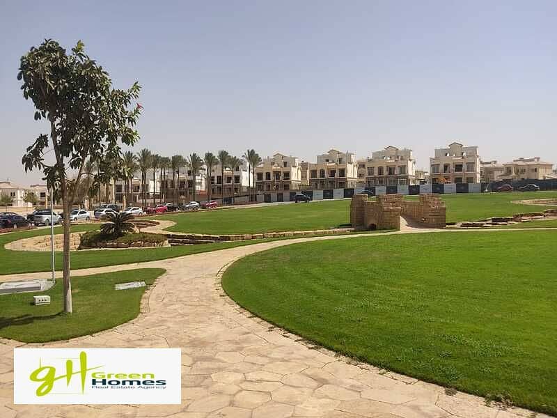 FOR SALE IN UPTOWN CAIRO 2BEDROOMS VIEW FOUNTAIN DIRECT 3