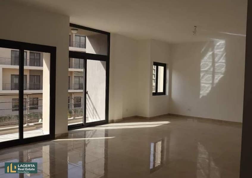 apartment ready to move for sale in sodic east elshrouk 8