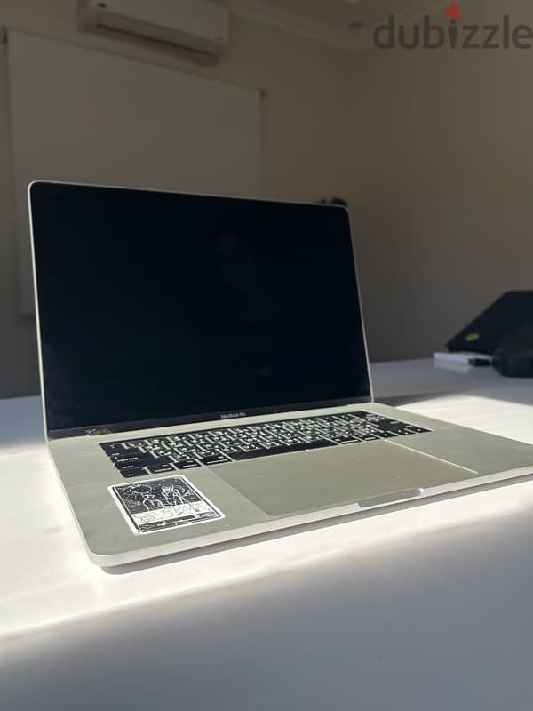 MacbookPro 2017 15 inch 3