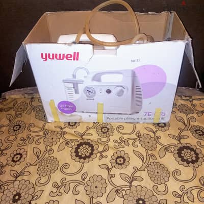 جهاز portable phegm suction unit ماركة yuwell بحالته بالكرتونه