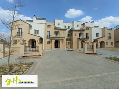 TOWNHOUSE FOR SALE IN UPTOWN CAIRO