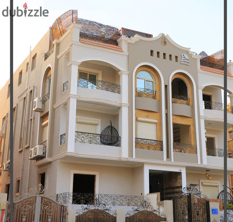 Apartment for sale, 175 meters, steps from Hyper 1, directly on the main street, sea front, in front of Village West Compound 2