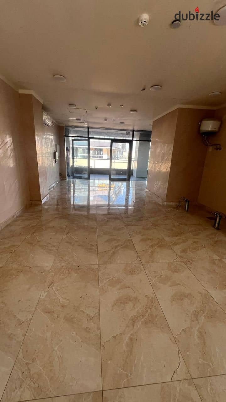 Shop for Rent in The Gate Plaza el Sheikh Zayed 5