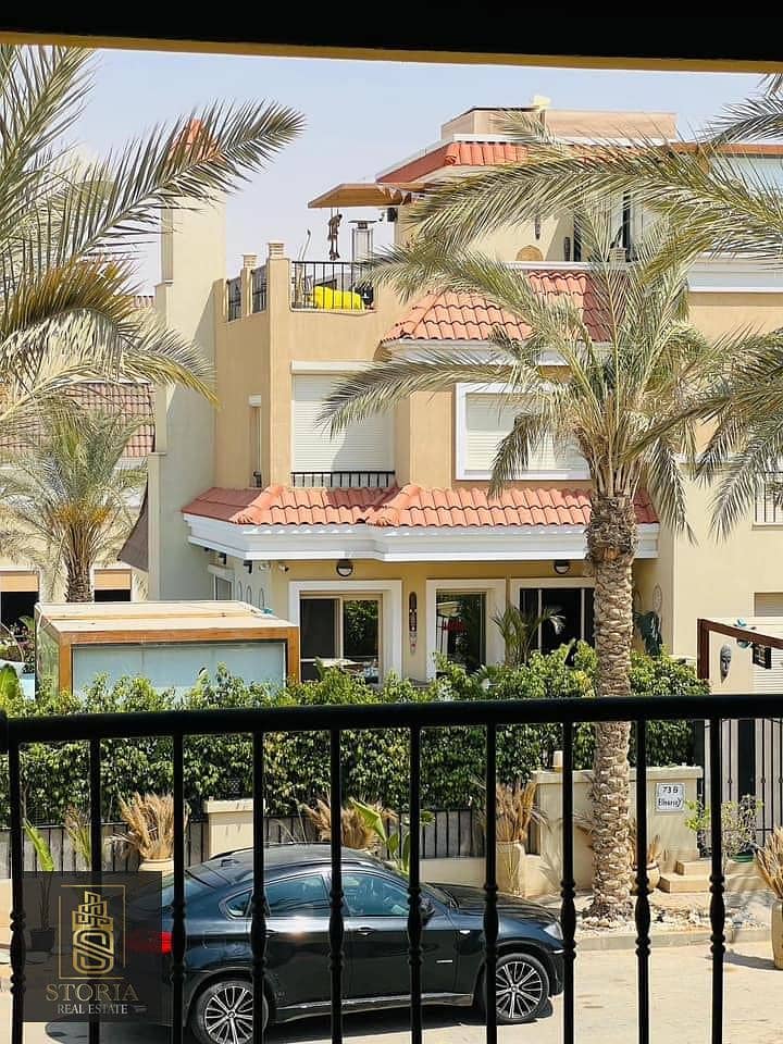 At a very special price, a 5-bedroom villa for sale in New Cairo, directly next to Madinaty, in Sarai Compound, with a down payment of only 10% and in 1