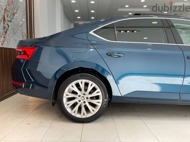 سكودا سوبيرب ٢٠٢١ اعلي فئه فابريكا - Skoda Superb 2021 12