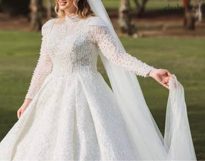 wedding dress for sale