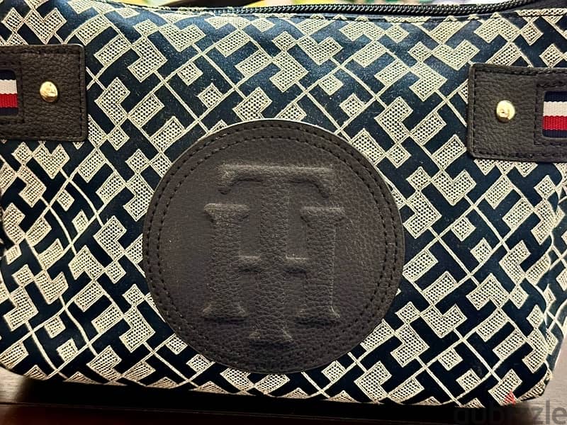 Tommy Hilfiger cross bag 1