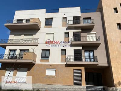 Semi finished apartment for sale in Courtyard 200 meters  She has a membership in the club and garage  3 Bedrooms   3 bathroom