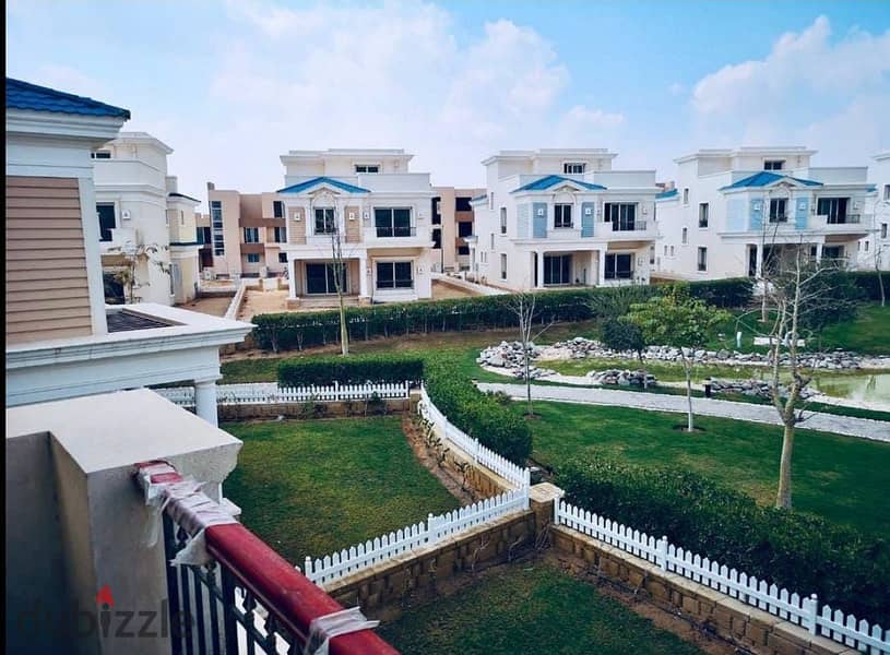 Fully finished townhouse villa, delivery in just a few months, in Mountain View October, on Boulevard Road, minutes from Arkan Plaza, Sheikh Zayed 1