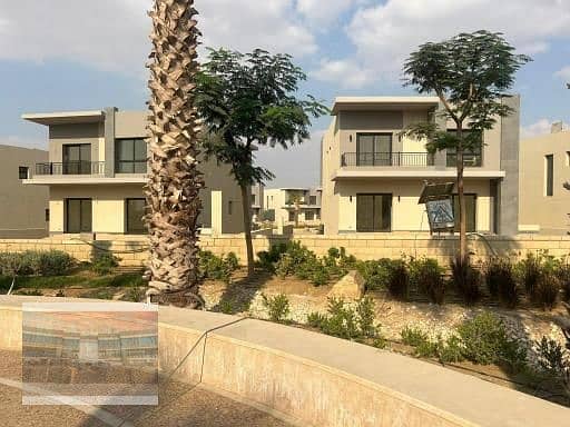 Townhouse middle in Swan Lake residence Giselle, BUA 200 sqm, 4 bedrooms + maids' room with toilet 13