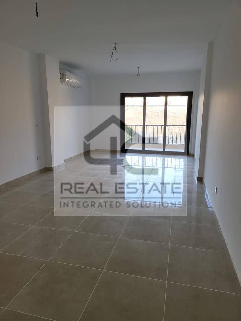 Apartment 205 sqm, finished, with kitchen, immediate delivery at ceremony 7