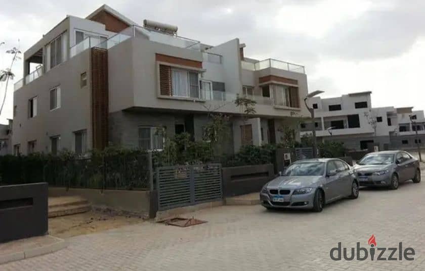 Townhouse Corner in front of Beverly Hills at an attractive price in the heart of Sheikh Zayed, Dunes Compound. 1