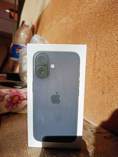 iPhone 16