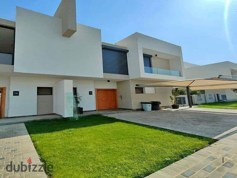 Townhouse for sale, immediate delivery, fully finished, in Al Burouj Al Shorouk, with a distinctive view 8