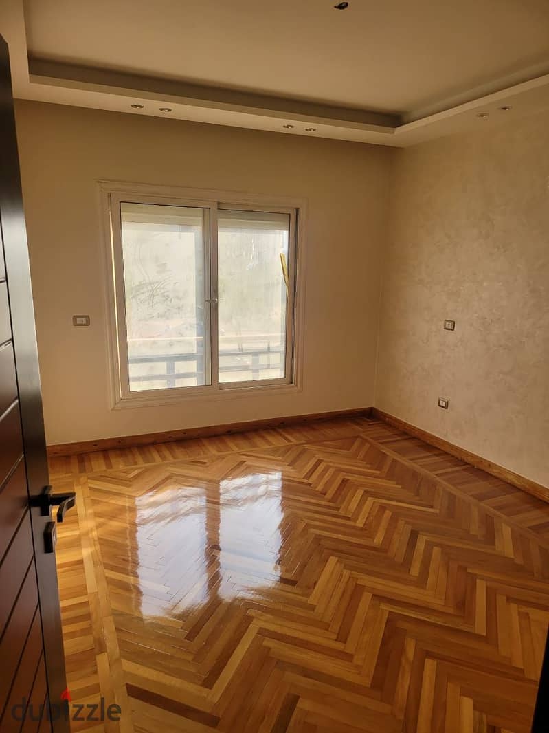 townhouse For rent ( First Hand ) in The Square -- 400m ( Kitchen cabinets  AC's )  New Cairo - Fifth Settlement 5